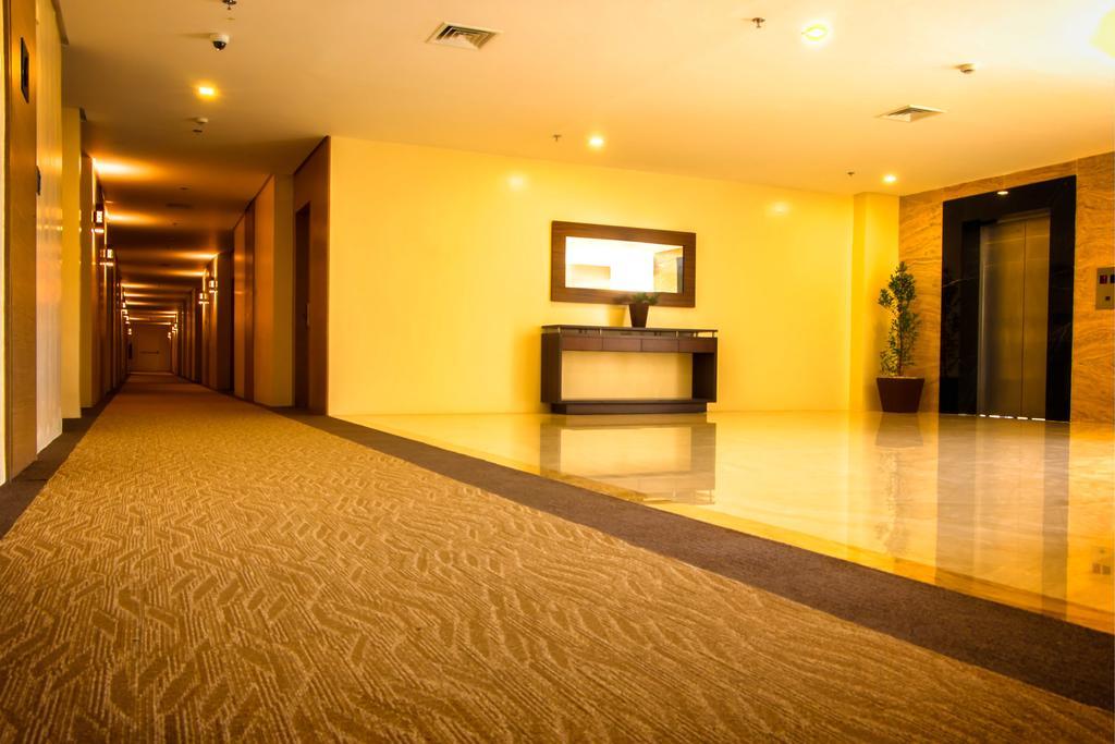 Royce Hotel & Casino Clark Field Zimmer foto